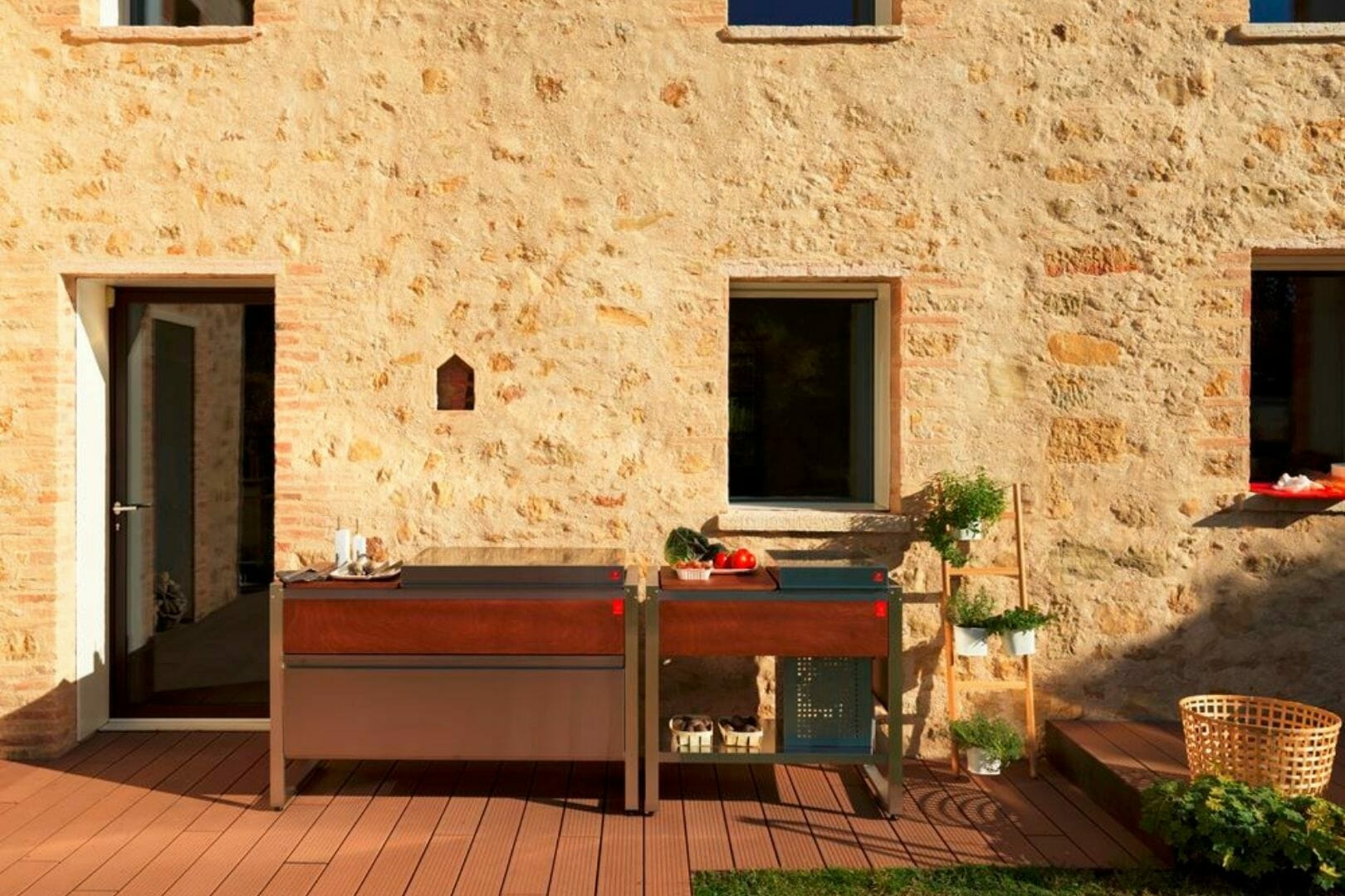 Traditional Outdoor Cooking Units