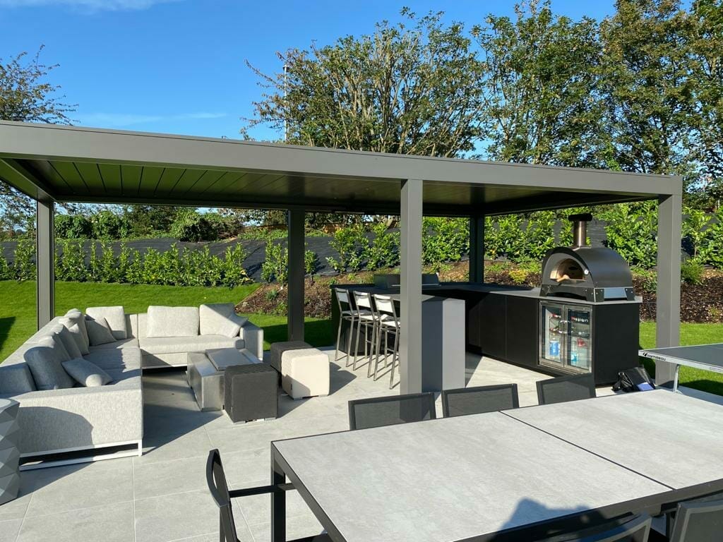 Outdoor Kitchen Building Area